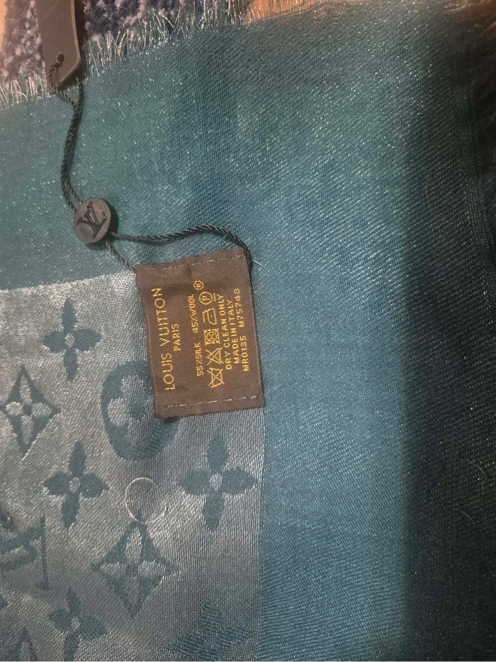 Louis Vuitton wrap yourself